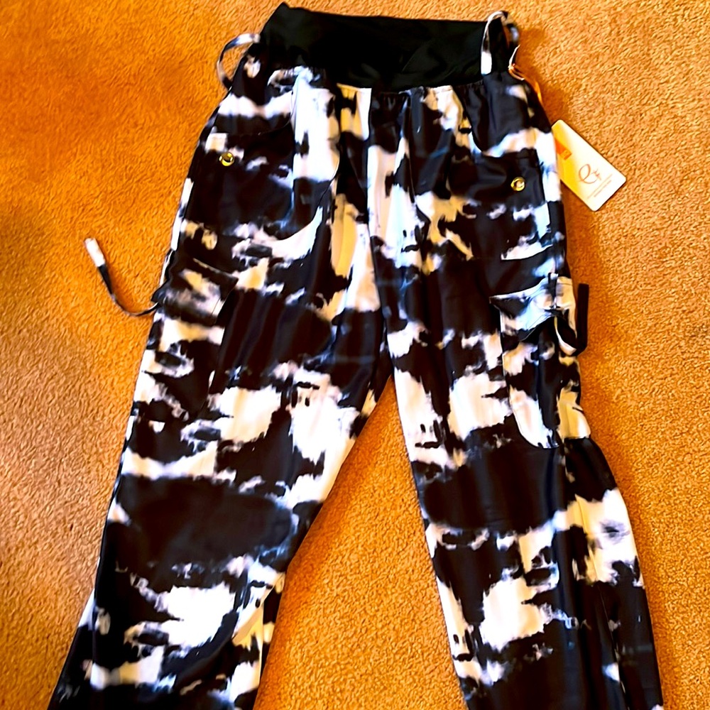Equilibrium Cargo Pants NWT
